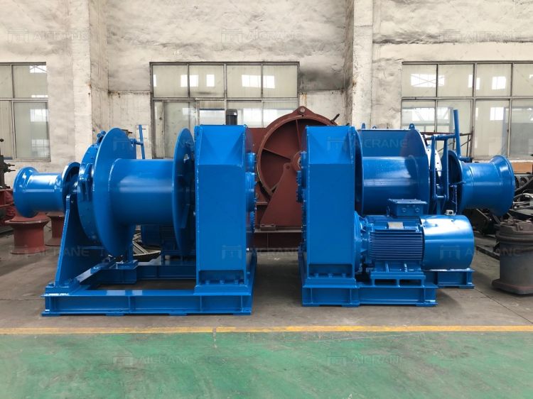 electric mooring winch