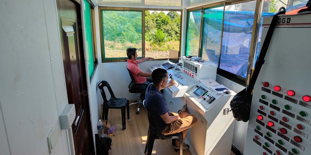asphalt plant training in the control room in Malaysia